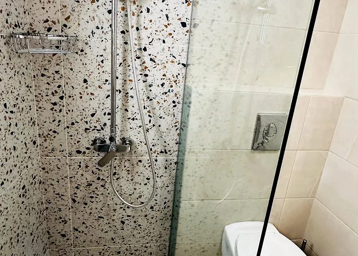 Roussos Place - Next To Splantzia Square - 2bd 2ba Сasa de vacaciones