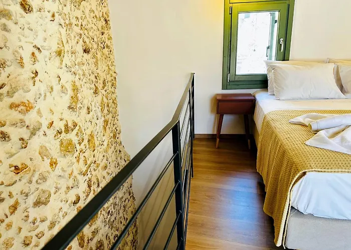 Roussos Place - Next To Splantzia Square - 2bd 2ba * ハニア