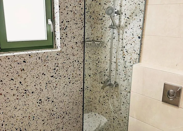 Roussos Place - Next To Splantzia Square - 2bd 2ba * ハニア